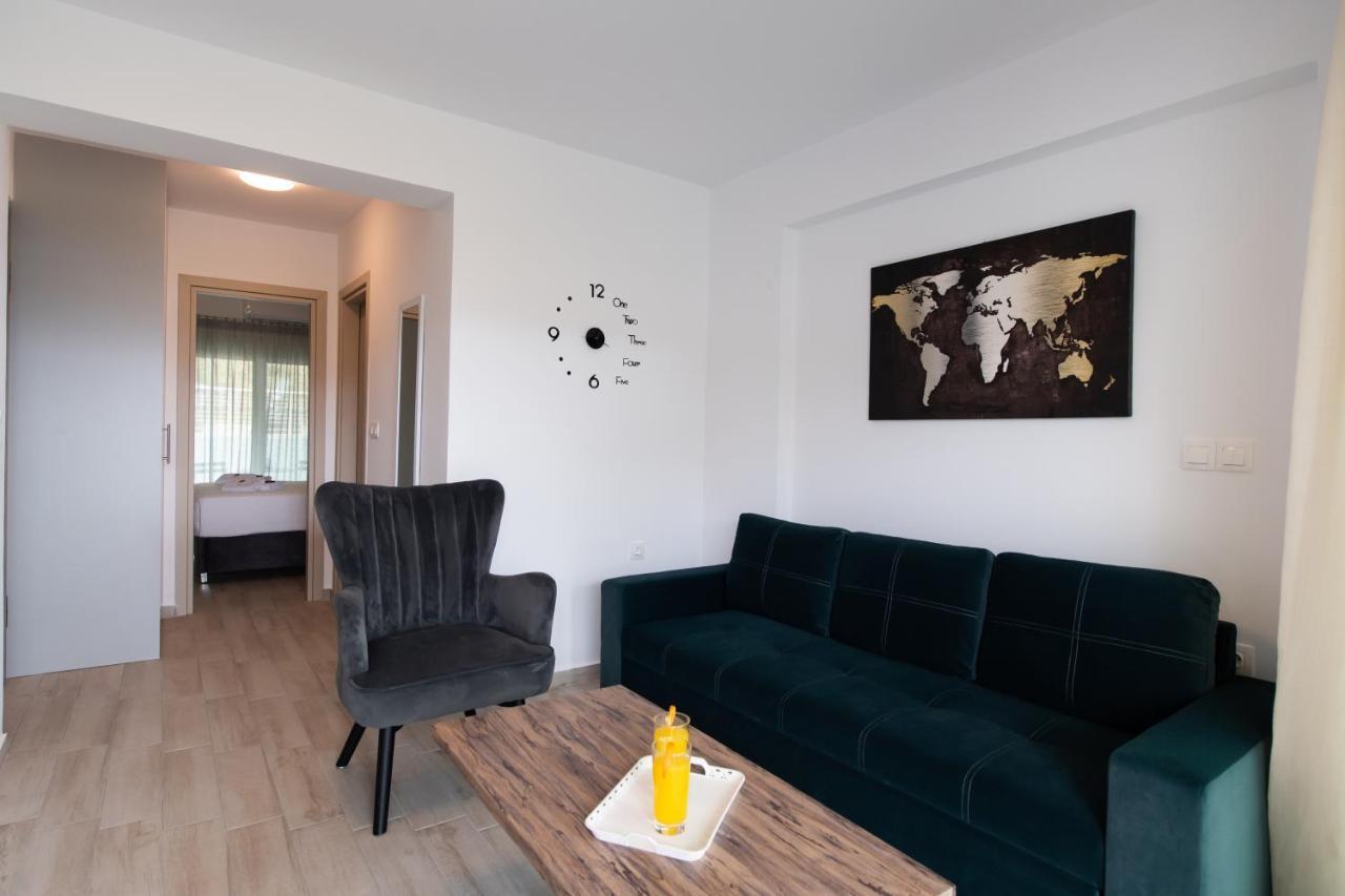 Mpm Apartment Nikiána Eksteriør bilde